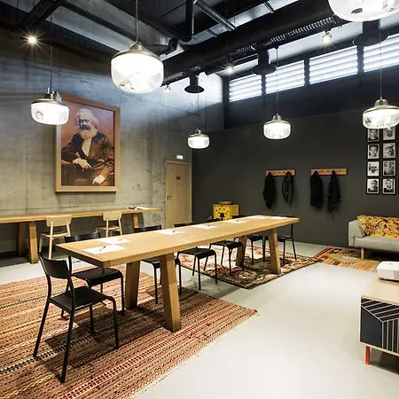 Hotel Mob Confluence 3*