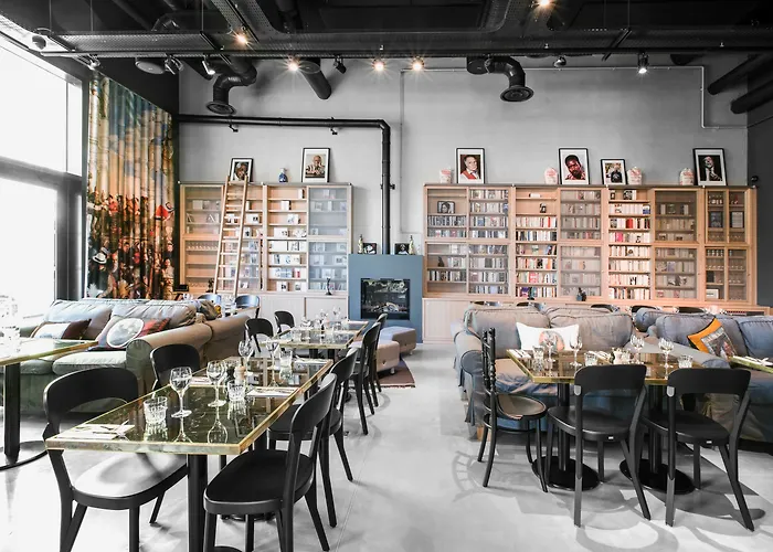 Hotel Mob Confluence 3*