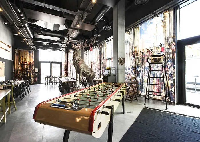 Hotel Mob Confluence