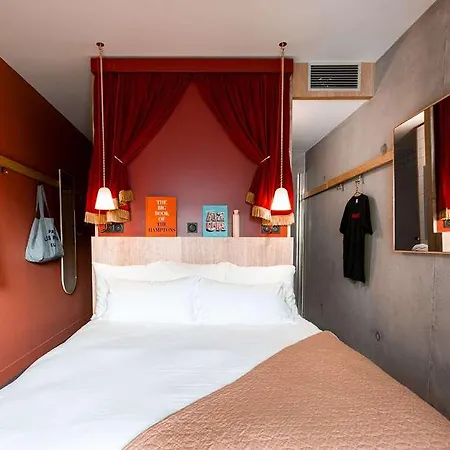 Mob Confluence Hotel 3*